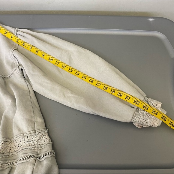 Free People Darling Pullover Gray Lace Detail Boho Cottage Feminine Oversized L - Picture 10 of 11